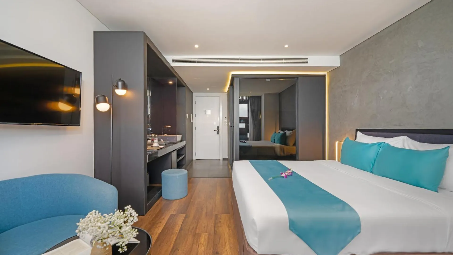 The Code Hotel & Spa דה נאנג