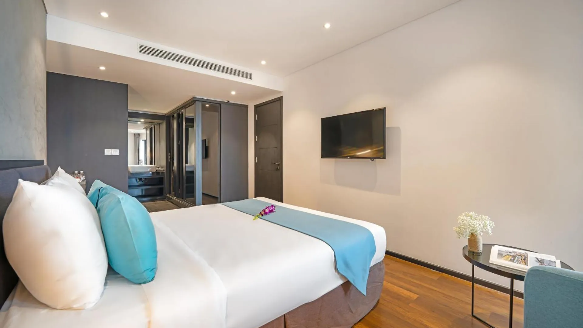 The Code Hotel & Spa דה נאנג